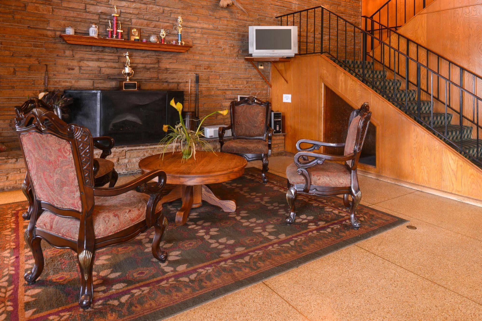 Ranch House Motel